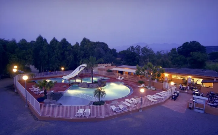 Camping - Calvi - Corse - Les Castors