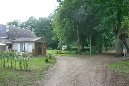 Camping - Chouzy-sur-Cisse - Grand Centre - Les Cedres