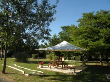 Camping - Mirepoix - Midi-Pyrénées - Les Chalets des Mousquetaires