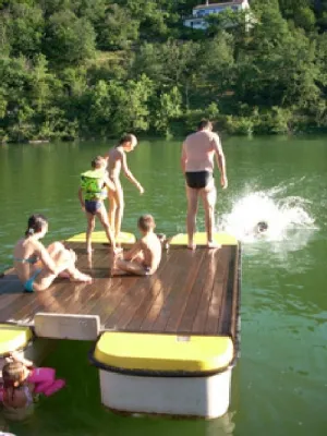 Camping - Réquista - Midi-Pyrénées - Les Chalets du Tarn