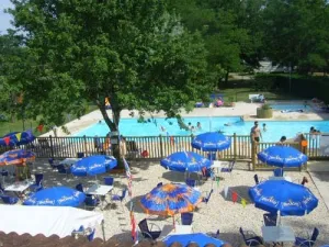 Camping - Girac - Midi-Pyrénées - Les Chalets sur la Dordogne