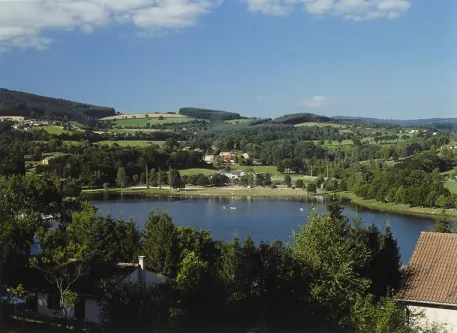 Camping - Saint-Rémy-sur-Durolle - Auvergne - Les Chanterelles