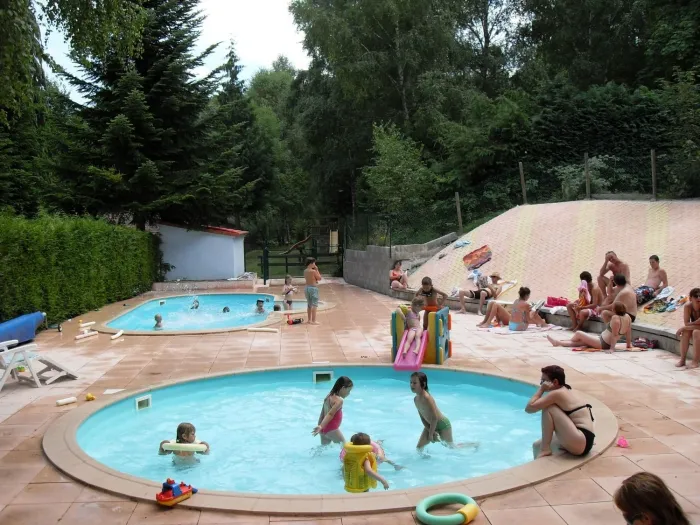Camping - Olliergues - Auvergne - Les Chelles