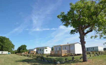 Camping - Condat - Midi-Pyrénées - Les Chênes Clairs