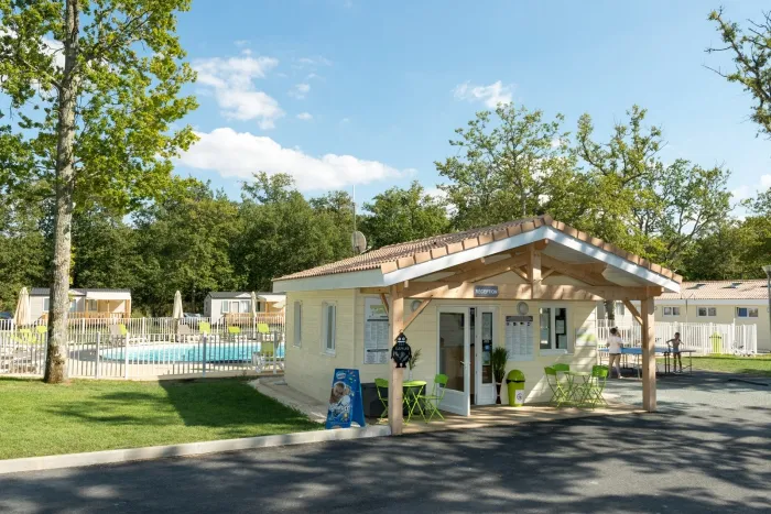 Camping - Royan - Poitou-Charentes - Les Chèvrefeuilles