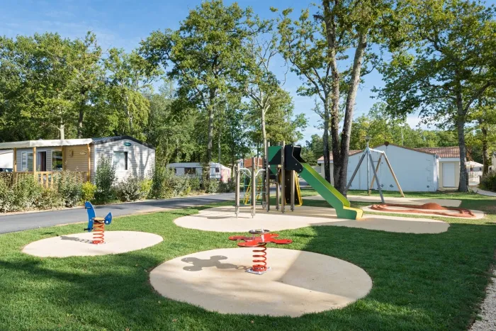 Camping - Royan - Poitou-Charentes - Les Chèvrefeuilles