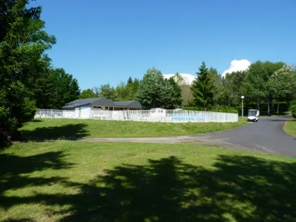 Camping - Lanobre - Auvergne - Le Lac de la Siauve