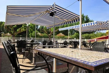 Camping - Vias - Languedoc-Roussillon - L'Occitan