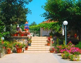 Camping - Berrias et Casteljau - Rhône-Alpes - Les Cigales