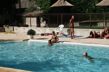 Camping - Digne-Les-Bains - Provence-Alpes-Côte d'Azur - Les Eaux Chaudes