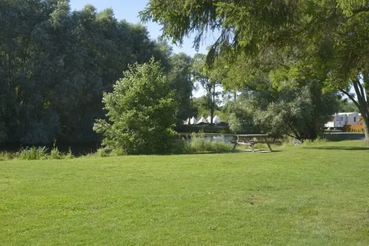 Camping - Marchiennes - Nord-Pas de Calais - Les Evoiches