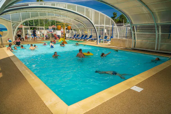 Camping - La Faute-sur-Mer - Pays de Loire - Les Flots Bleus