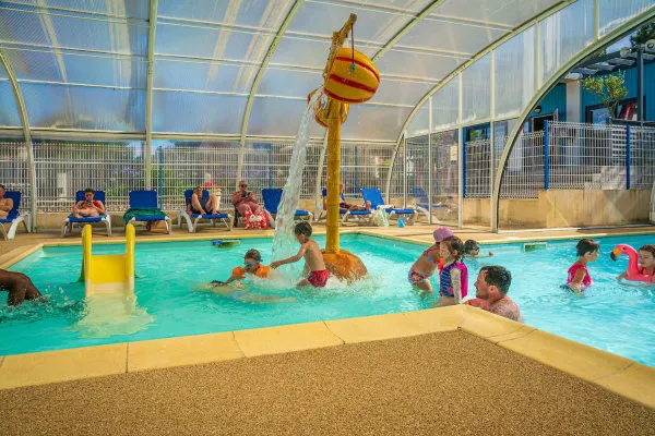 Camping - La Faute-sur-Mer - Pays de Loire - Les Flots Bleus