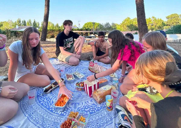 Camping - La Faute-sur-Mer - Pays de Loire - Les Flots Bleus