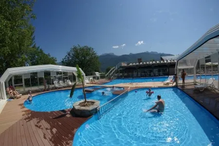 Camping - Lathuile - Rhône-Alpes - Les Fontaines