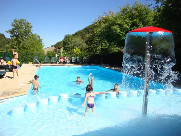 Camping - Murol - Auvergne - Les Fougeres