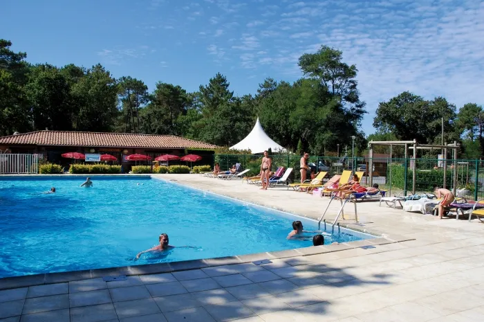 Camping - Soulac-sur-Mer - Aquitaine - Les Genêts