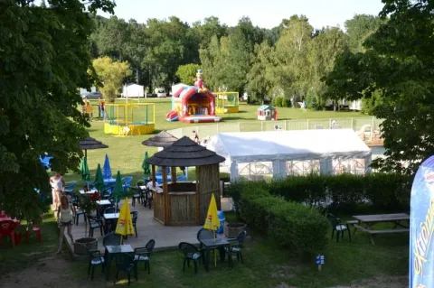 Camping - Luynes - Grand Centre - Les Granges