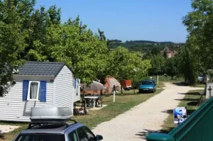 Camping - Saint-Pierre-Lafeuille - Midi-Pyrénées - Les Graves