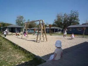 Camping Les Hameaux des Marines - Saint-Denis-d'Oléron