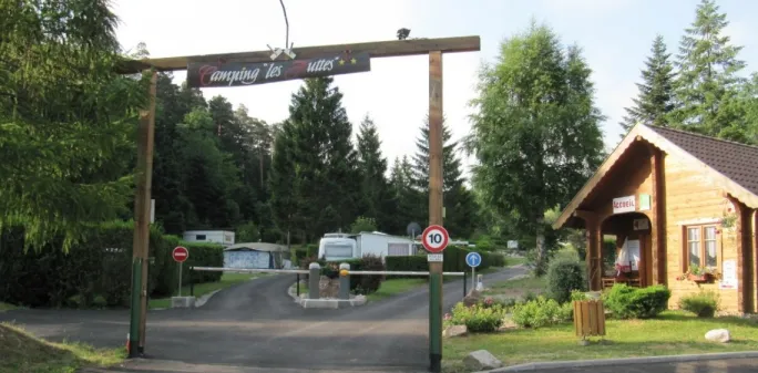 Camping - Wangenbourg-Engenthal - Alsace - Les Huttes