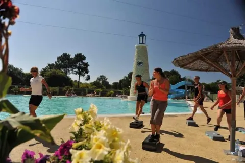 Camping - Soulac-sur-Mer - Aquitaine - Les Lacs