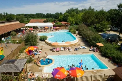 Camping - Estang - Midi-Pyrénées - Les Lacs de Courtes