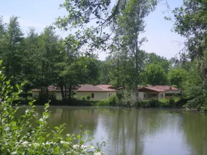Camping - Estang - Midi-Pyrénées - Les Lacs de Courtes