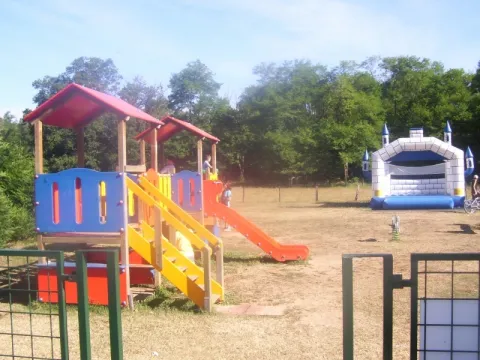 Camping - Nonette - Auvergne - Les Loges