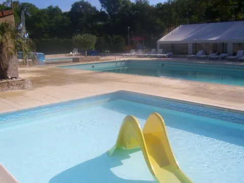 Camping - Nonette - Auvergne - Les Loges