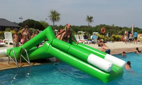 Camping - Malgrat de Mar - Costa Brava - La Tordera-Nacions