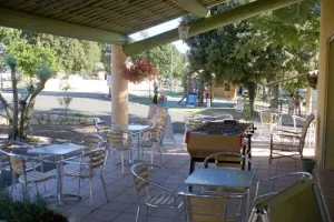 Camping - Oraison - Provence-Alpes-Côte d'Azur - Les Oliviers
