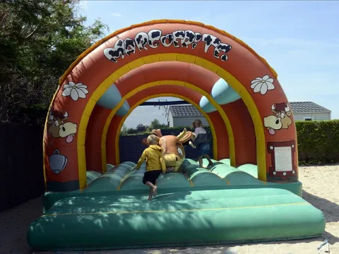 Camping - Merville Franceville Plage - Basse-Normandie - Les Peupliers