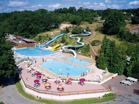 Camping - Couhé - Poitou-Charentes - La Rivière