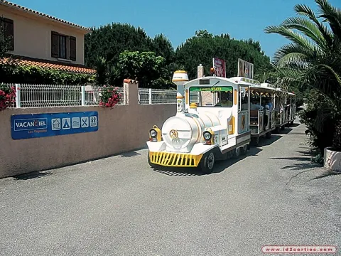 Camping - Argelès-sur-Mer - Languedoc-Roussillon - Les Pingouins