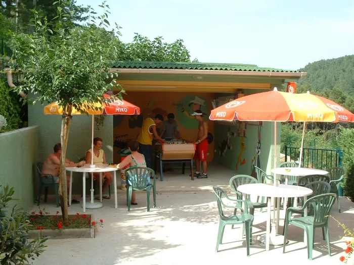 Camping - Ucel - Rhône-Alpes - Les Pins d'Ucel