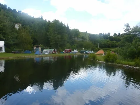 Camping - Saint-Sauveur-en-Rue - Rhône-Alpes - Les Reignières