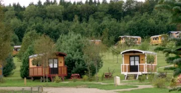 Camping - Chamberet - Limousin - Village des Monédières