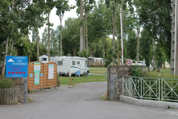 Camping - Dol-de-Bretagne - Bretagne - Les Tendières
