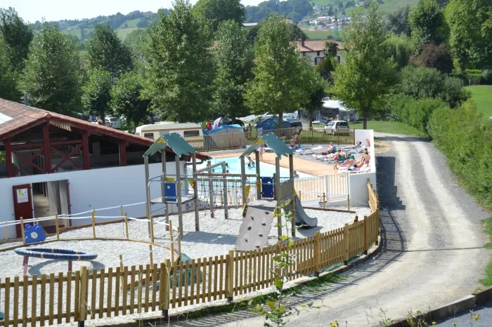 Camping - Hasparren - Aquitaine - Les Terrasses de Xapitalia