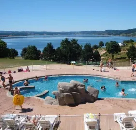 Camping - Langogne - Languedoc-Roussillon - Les Terrasses du Lac