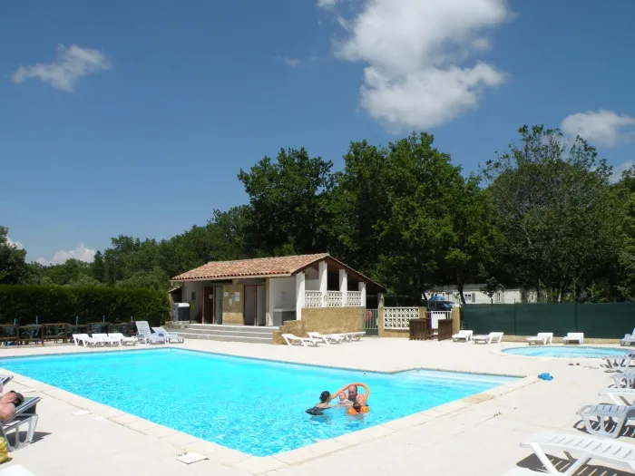 Camping - Grignan - Rhône-Alpes - Les Truffières