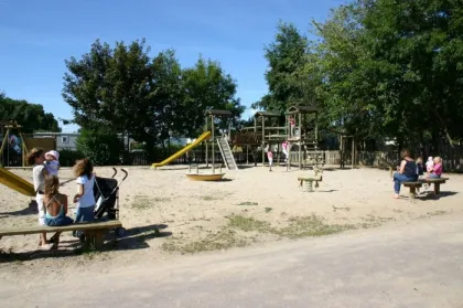 Camping - Hermanville-sur-Mer - Basse-Normandie - La Citadelle de Loustic