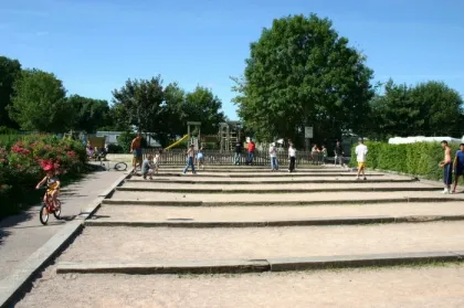 Camping - Hermanville-sur-Mer - Basse-Normandie - La Citadelle de Loustic