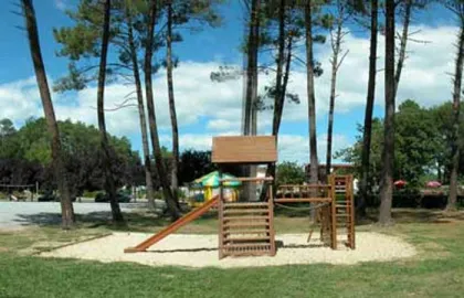 Camping - Léon - Aquitaine - Les Villages sous les Pins