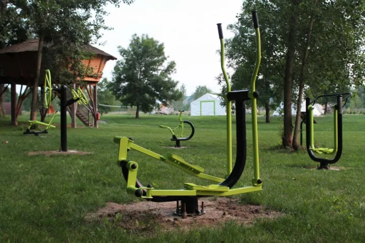 Camping - Angé - Grand Centre - l'Escale des Châteaux de la Loire