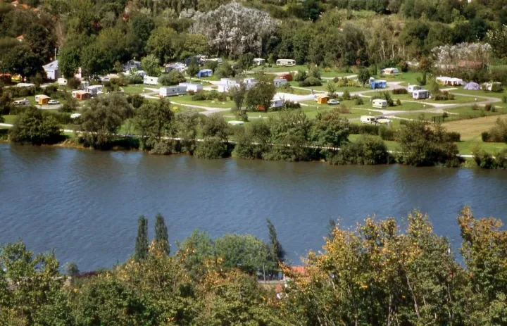 Camping - Belfort - Franche-Comté - L'Etang des Forges