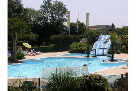 Camping - La Haye-du-Puits - Basse-Normandie - L'Etang des Haizes