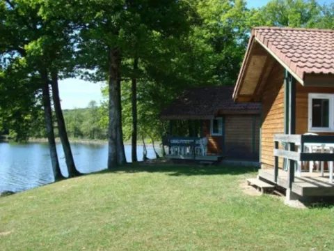 Camping - Crux-la-Ville - Bourgogne - L'Etang du Merle