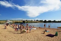 Camping - Arnay-le-Duc - Bourgogne - L'Etang Fouché